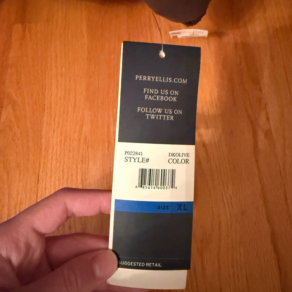 Perry Ellis Men's Jacket - Picture 7 of 8